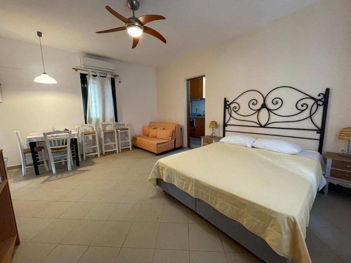 Pegasus Studios & Apartments Skyros Buitenkant foto
