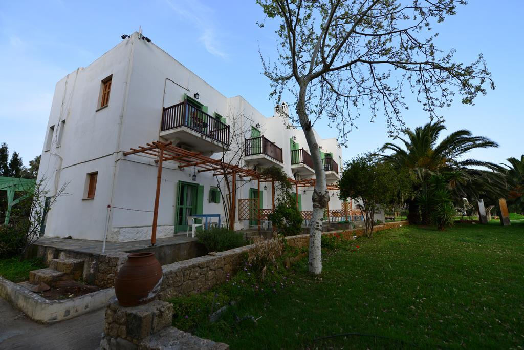 Pegasus Studios & Apartments Skyros Buitenkant foto